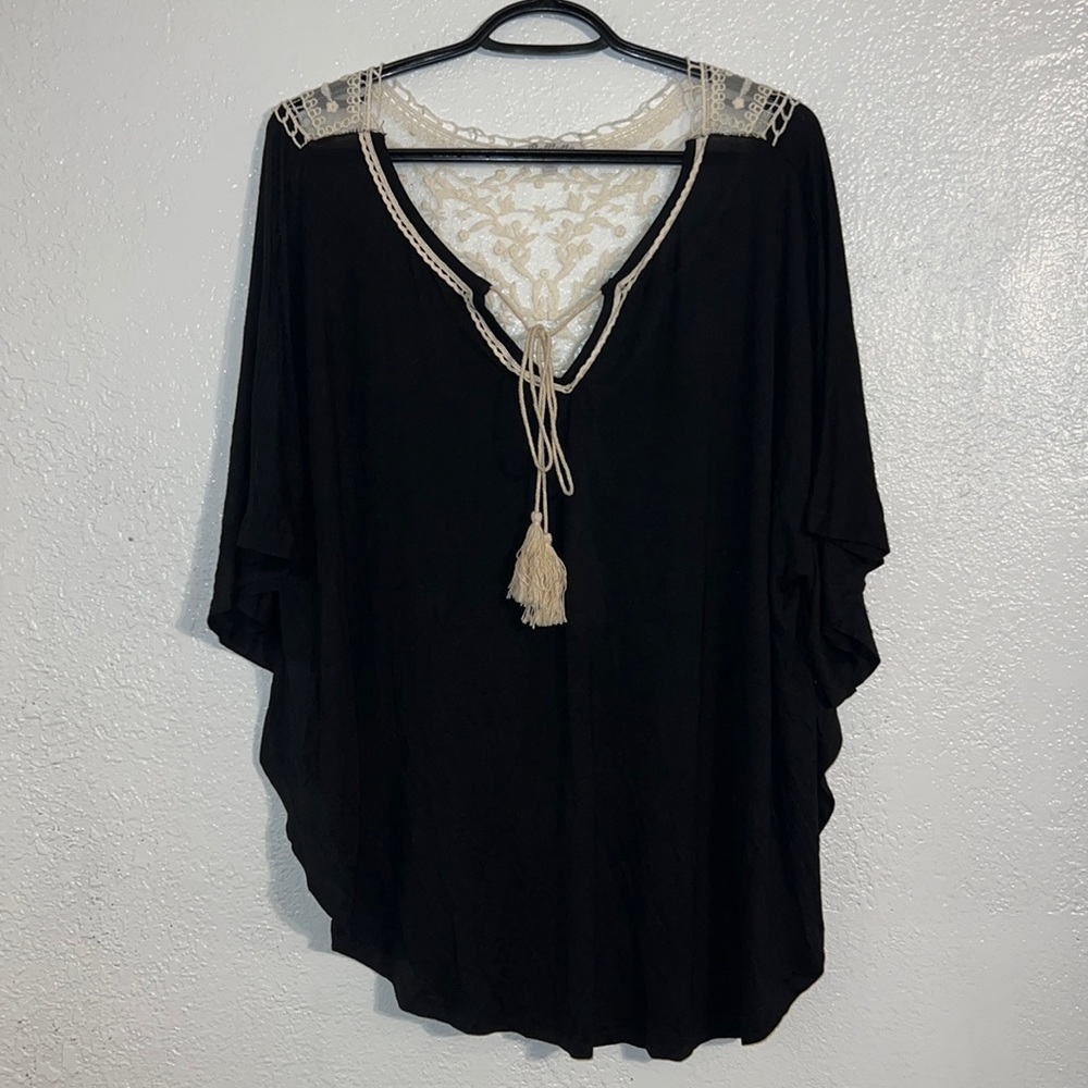 WOMENS BLOUSE